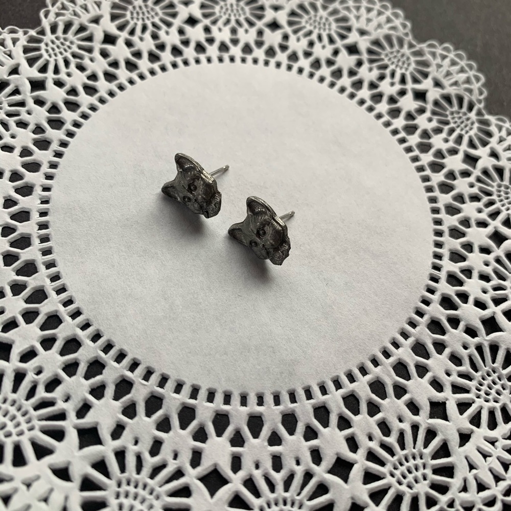 SOLD Cat Earrings - Picture 1 of 3